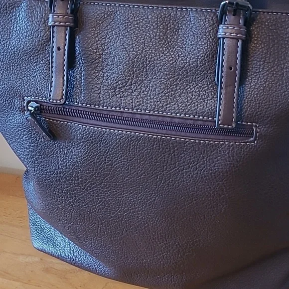 DAVID JONES PARIS Adrift Faux Leather Shoulder Bag - Picture 8 of 16